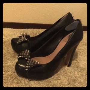 Vincent Camino spiked platform heels with bows